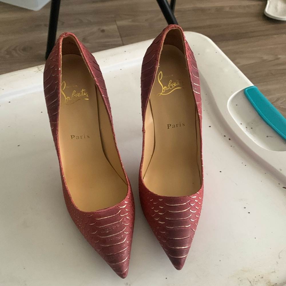 Red bottoms